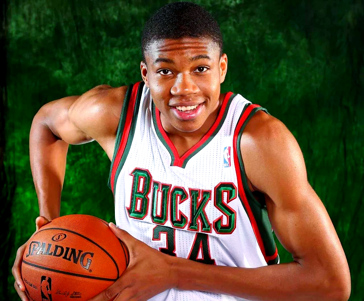 jiuyou包含字母哥新星突破纪录表现惊艳，IG未来可期！的词条