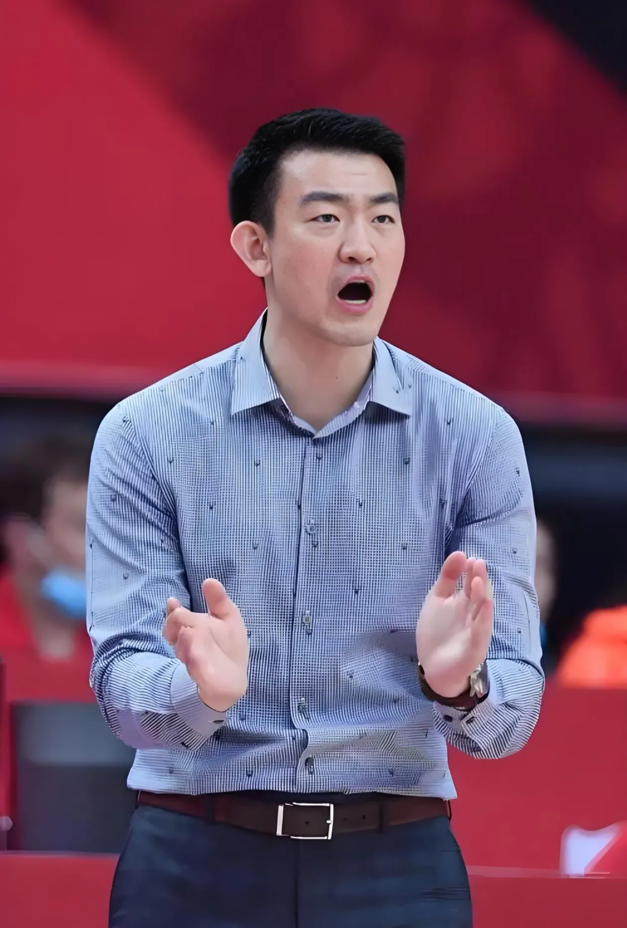 九游应用NBA季后赛赛程吃紧，广厦男篮集结日官宣签约，目标明确，阵容厚度经受考验的简单介绍